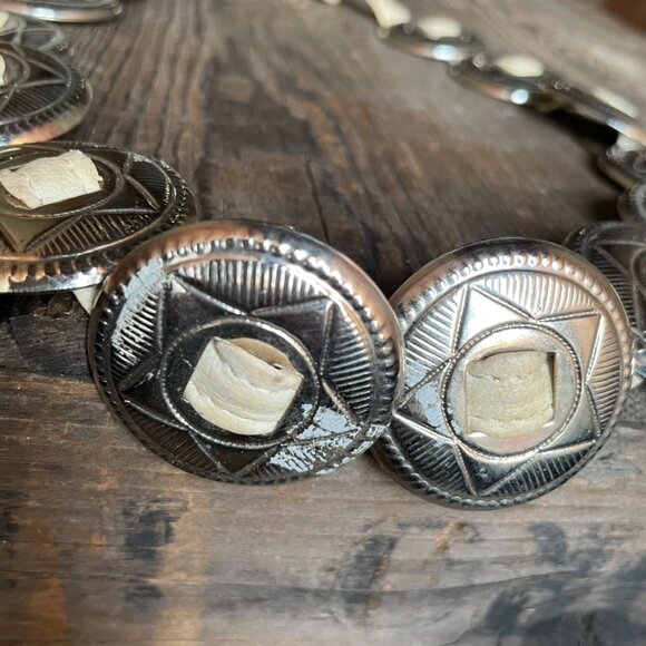 Vintage Southwest Conchos on White Leather Lightweight Belt or Neckpiece - Picture 8 of 16